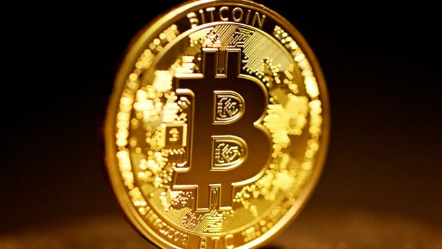 Strategy Buys 22,337 BTC for $1.6B on STRC Push