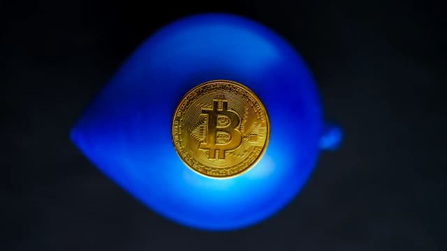 Bitcoin Nears $75K but Traders Warn BTC Squeeze Changes Nothing