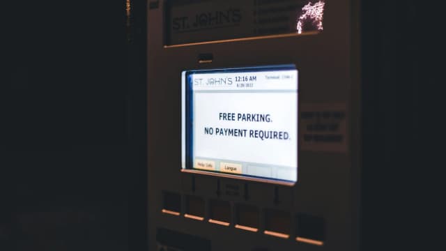 Tim Scott: Stablecoin Yield Deal Coming This Week