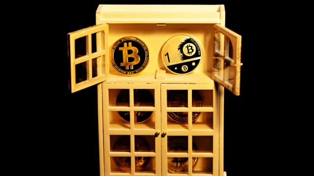 Bitcoin Miners Lose $19K Per BTC as Difficulty Drops