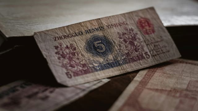 FSB Flags Dollar Stablecoins as Emerging Market Risk