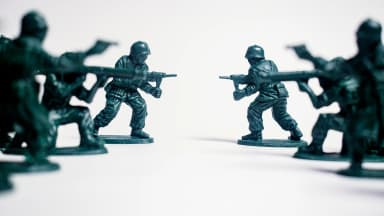 Oil Shock and Iran War Keep Crypto on Sidelines