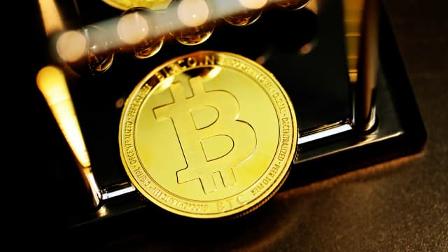 Bitcoin Short Squeeze Builds as Open Interest Nears $25B