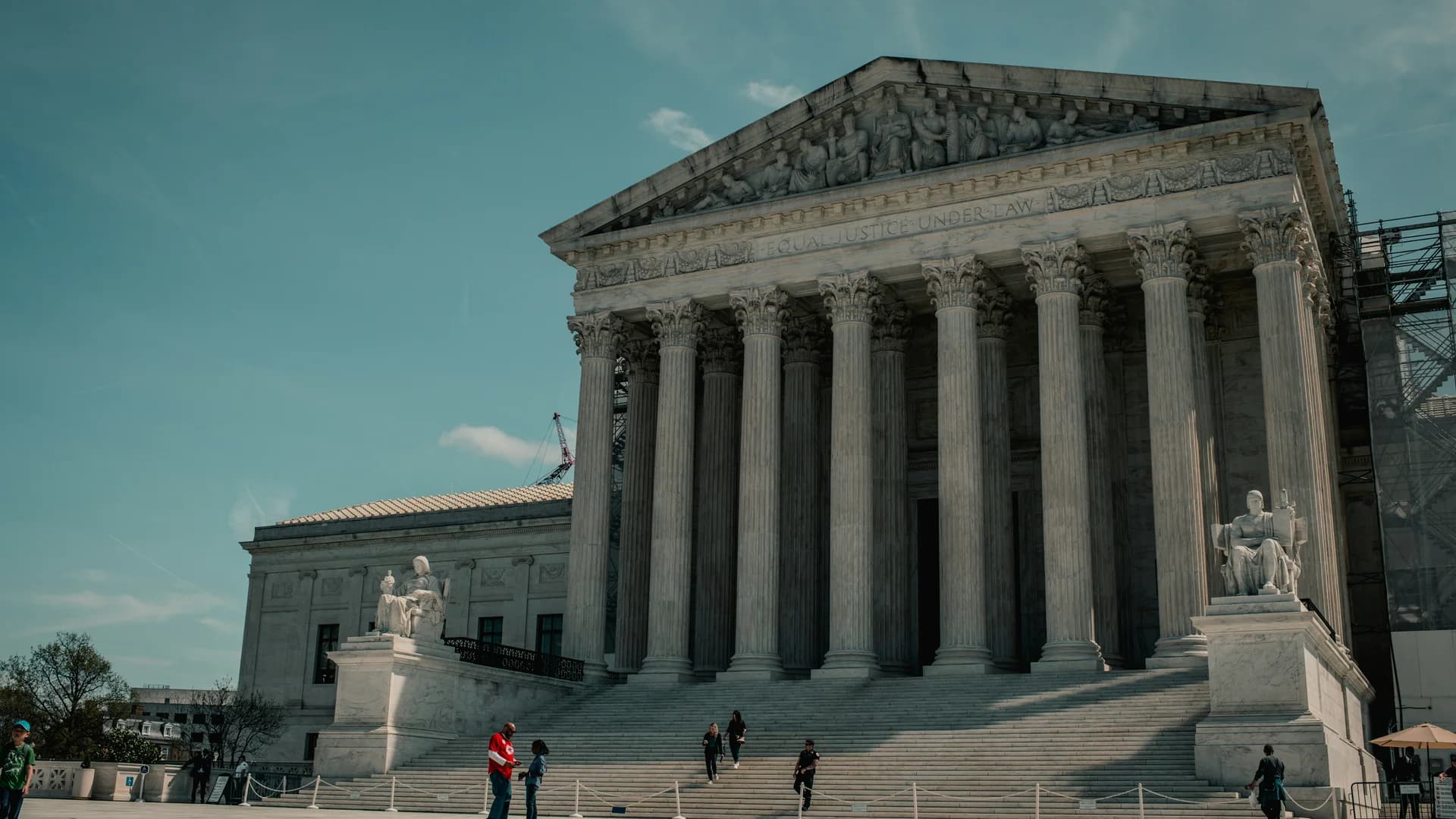 JPMorgan CFO: Stablecoins Risk Regulatory Arbitrage